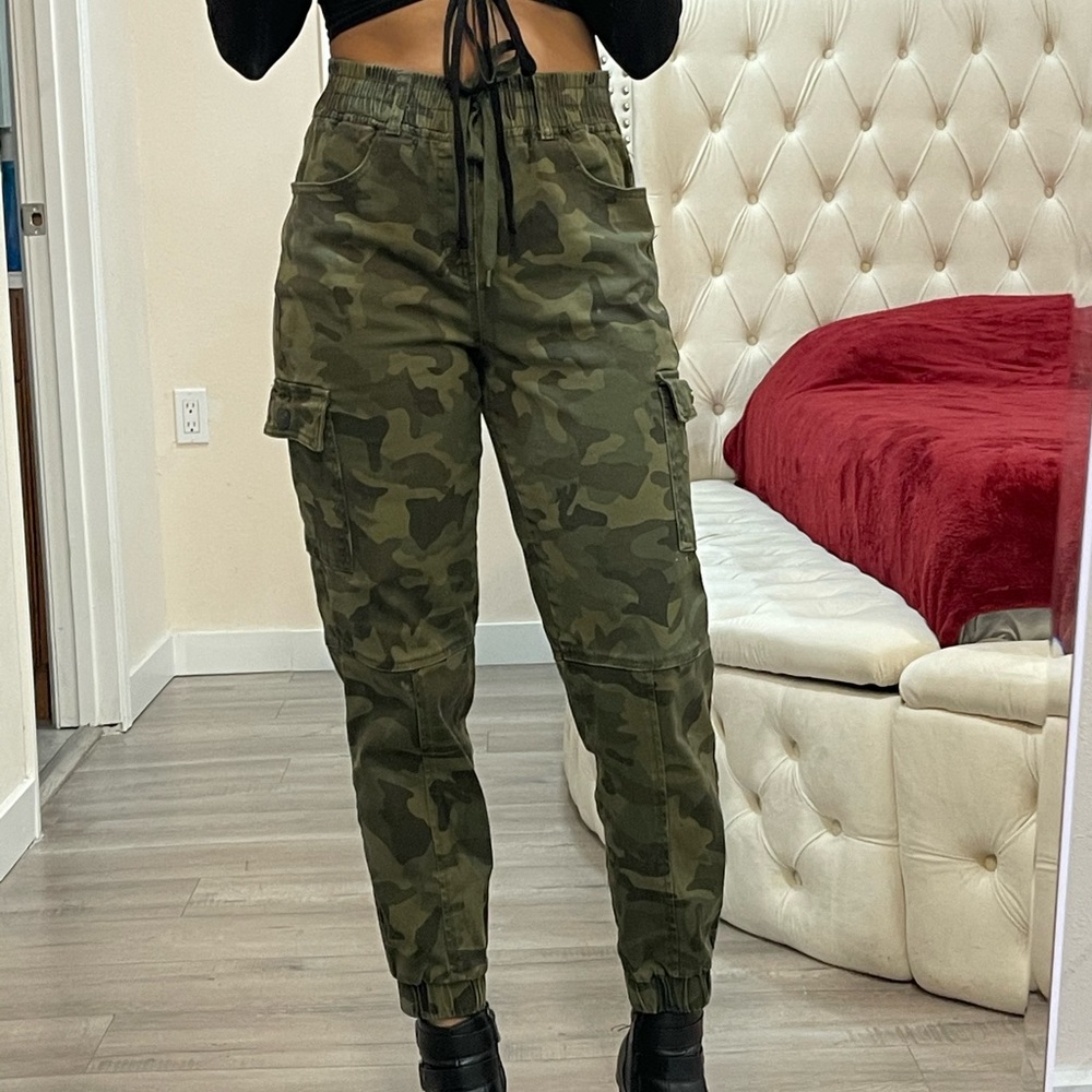 Camo pants